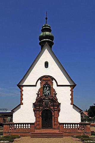 Private neo-baroque chapel built in 1903, in a cemetery, Riegel am Kaiserstuhl, Baden-Wuerttemberg, Germany, Europe