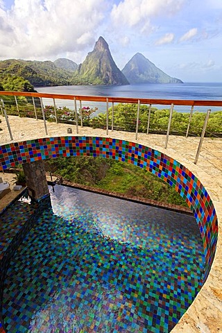 Roof terrace, pool, glazed tiles, Pitons mountains, Jade Mountain luxury hotel, Saint Lucia, Windward Islands, Lesser Antilles, Caribbean, Caribbean Sea