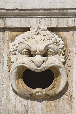 Gargoyle, Bavarian National Museum in Prinzregentenstrasse in the historic district of Altstadt-Lehel, Munich, Bavaria, Germany, Europe