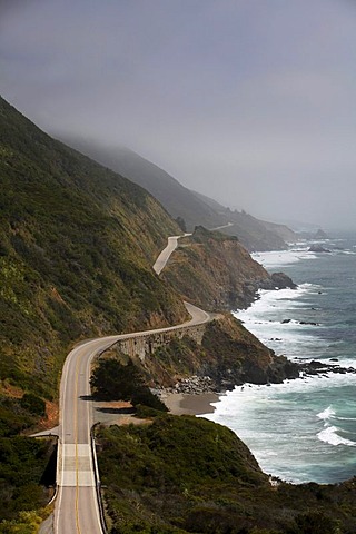 Coastal road, Highway 101, Big Sur, California, USA