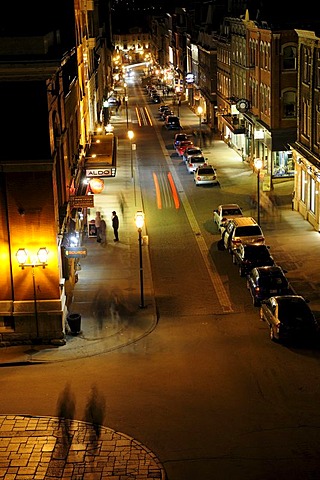 Night life on the Rue Saint Jean in the historic old town of Quebec City, Quebec, Canada