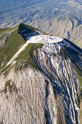 Peak of the active volcano Ol Doinyo Lengai, 2960m, Tanzania, Africa