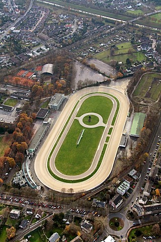 Aerial view, harness racing track, Pferderennbahn Dinslaken race track, Ruhrgebiet region, North Rhine-Westphalia, Germany, Europe