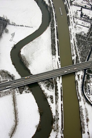 Aerial view, snow, Wesel-Datteln Canal, Lippe river, bridge, A3 motorway Oestrich, Dorsten, Ruhrgebiet area, North Rhine-Westphalia, Germany, Europe