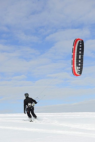 Snowkiting, snowkiter, Black Forest, Baden-Wuerttemberg, Germany, Europe