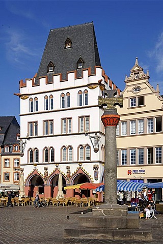 Ratskeller, Hauptmarkt, main square, Trier, Rhineland-Palatinate, Germany, Europe