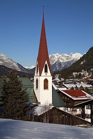 St. Oswald Parish Church, Seefeld, Tyrol, Austria, Europe