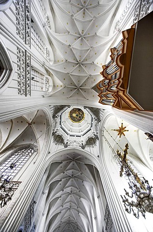 Inner shot of the Notre Dame Cathedral, Onze-Lieve-Vrouwekathedraal, Cathedrale Notre-Dame, Unesco World Heritage, Antwerp, Flanders, Belgium, Europe