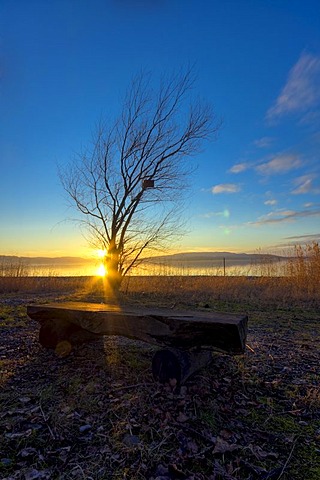 Sunset on Reichenau island, view towards the Hoeri peninsula, Landkreis Konstanz county, Baden-Wuerttemberg, Germany, Europe