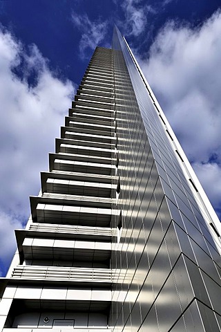 The aluminium and glass clad facade of the Pollux office tower, 130 metres high, 33 storeys, in Frankfurt Forum, the Dresdner Bank being one of its main tenants, Frankfurt am Main, Hesse, Germany, Europe