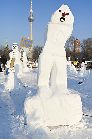 Snowman Demo 2010 on the Schlossplatz, Castle Square, Berlin, Germany, Europe