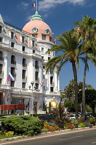 Hotel Negresco on the Promenade des Anglais, Nice, Cote d'Azur, Provence, France, Europe