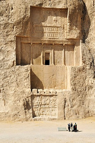 Royal tomb of King Darius I. at the Achaemenid burial site Naqsh-e Rostam, Rustam, near the archeological site of Persepolis, UNESCO World Heritage Site, Persia, Iran, Asia