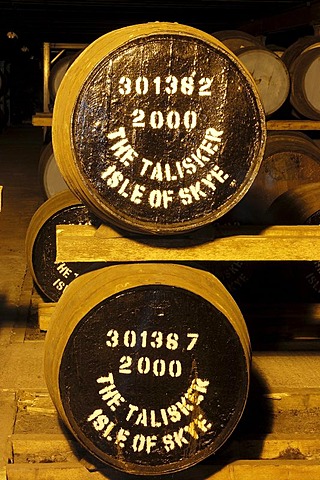 Talisker distillery, single malt whisky, Skye Island, Highlands region, Scotland, United Kingdom, Europe