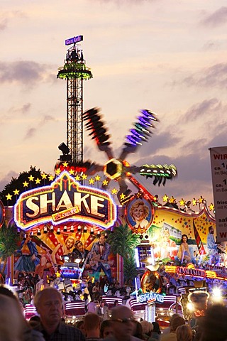 Cranger Kirmes fair, the biggest fair in the Ruhr area, at the Rhine-Herne Canal, Herne, North Rhine-Westphalia, Germany, Europe