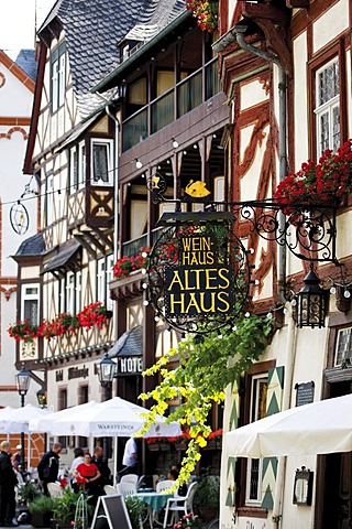 Old town of Bacharach, half-timbered buildings, UNESCO World Heritage, Mittelrheintal valley, Rhineland-Palatinate, Germany, Europe