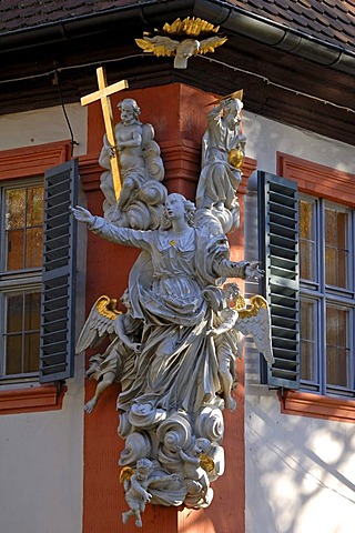 Saints on a corner house, Schranne, Bamberg, Upper Franconia, Bavaria, Germany, Europe