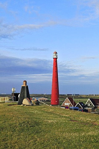 Dike, sculpture, Lange Jaap Lighthouse, Kijkduin, Den Helder, province of North Holland, Netherlands, Europe