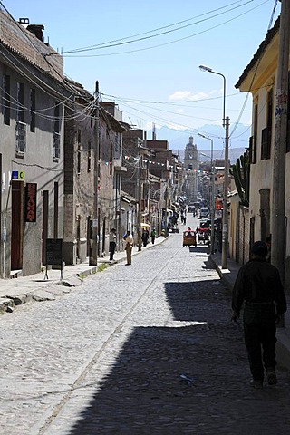 View towards the Santa Clara church, street, Ayacucho, Inca settlement, Quechua settlement, Peru, South America, Latin America