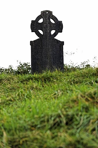 Celtic cross headstone, cemetry, Sneem, County Kerry, Ireland, Europe