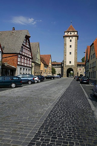 View from the Galgengasse lane to the Galgentor gallows gate, historic Rothenburg ob der Tauber, Bavaria, Germany, Europe