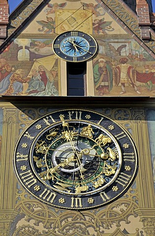 Astronomical clock on the east facade of the Ulm's City Hall, Ulm, Upper Swabia, Baden-Wuerttemberg, Germany, Europe