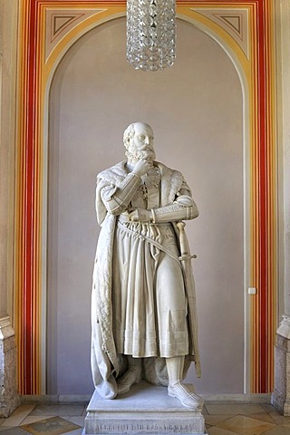 Bavarian State Library, first floor, statue of Albrecht V, Duke of Bavaria, Munich, Bavaria, Germany, Europe