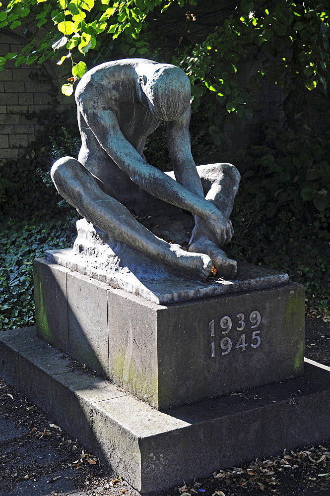 War Memorial, sculpture, Soest, North Rhine-Westphalia, Germany, Europe