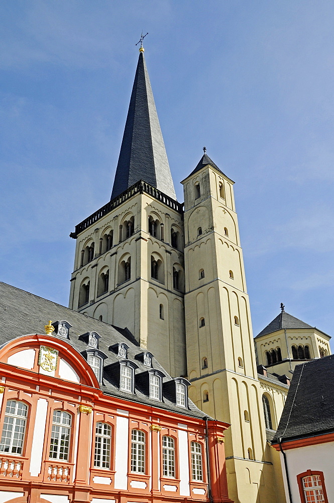 St. Nicholas' Church, formerly the church of Brauweiler Abbey, a former Benedictine monastery, Brauweiler, Pulheim, Rhineland, North Rhine-Westphalia, Germany, Europe