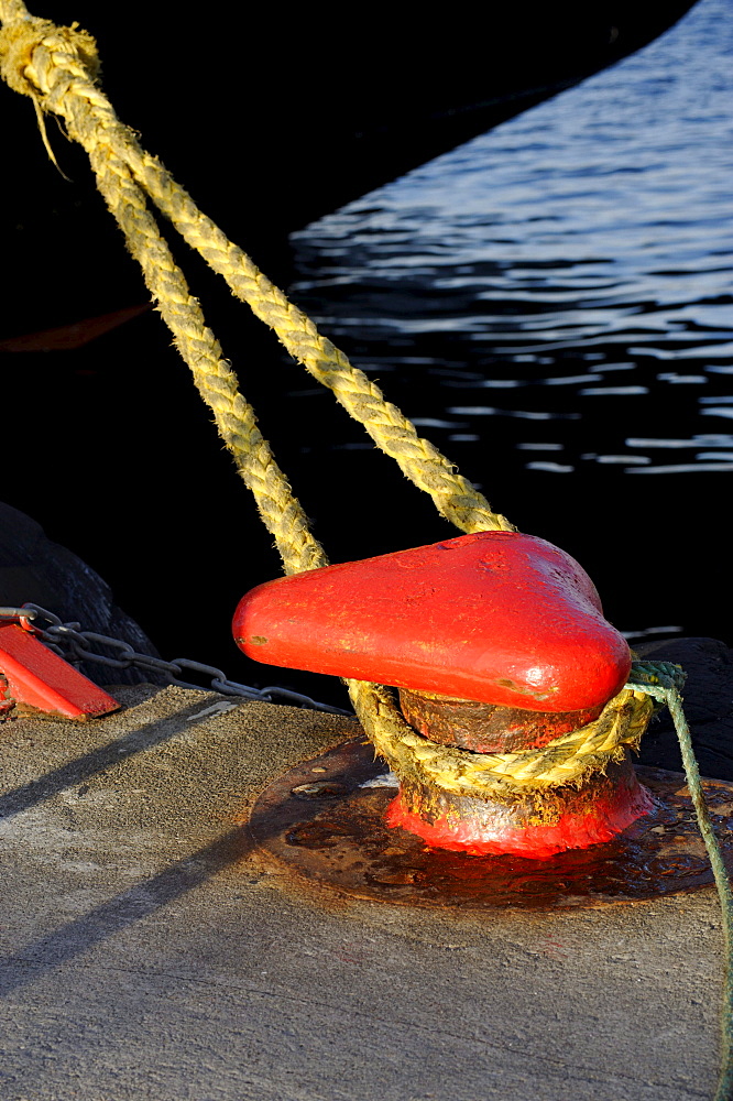 Mooring bollard, harbour, Rorvik, Norway, Scandinavia, Europe