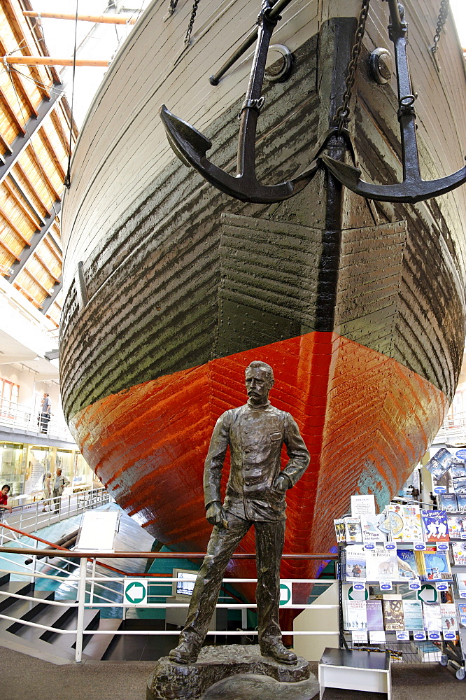 Fridtjof Nansen sculpture in front of the original exploration vessel Fram, Fram Museum, Bygdoy, Oslo, Norway, Scandinavia, Europe