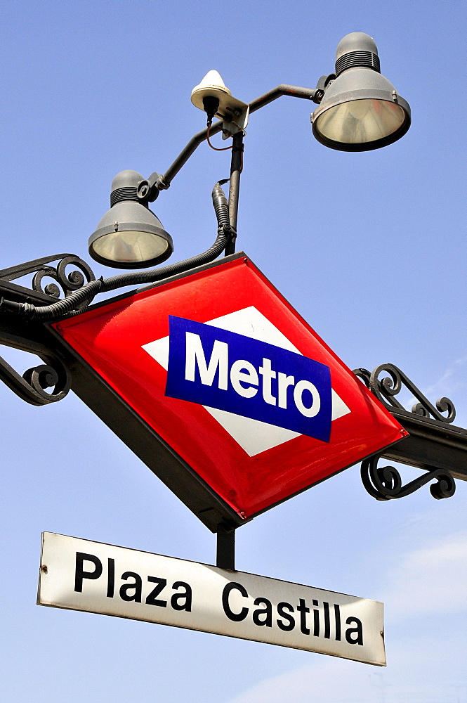 Metro sign, subway, Plaza Castilla, Madrid, Spain, Iberian Peninsula, Europe