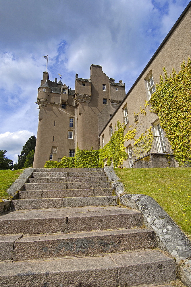 Crathes Castle, Aberdeenshire, Scotland, United Kingdom, Europe