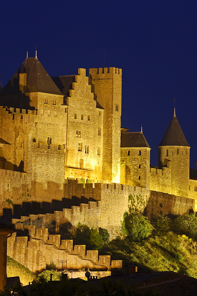 La Cite, Carcassonne medieval fortified town at dusk, Aude, Languedoc-Roussillon, France, Europe