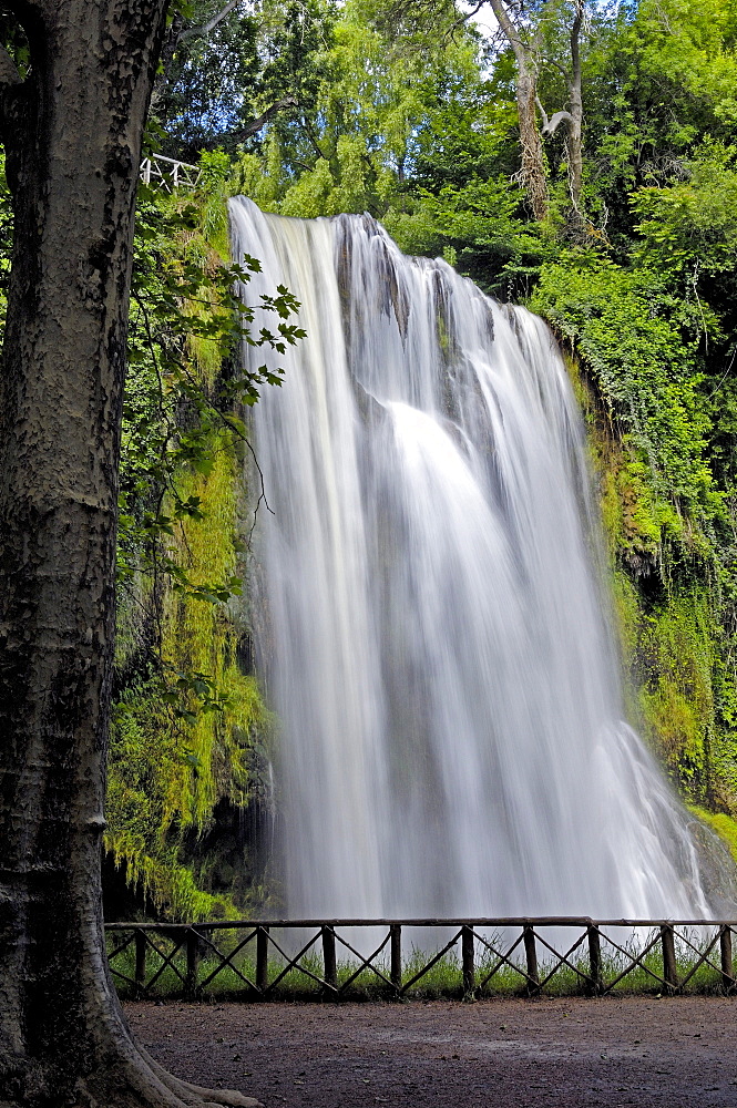 Piedra River, waterfall at Monasterio de Piedra, Nuevalos, Zaragoza province, Aragon, Spain, Europe