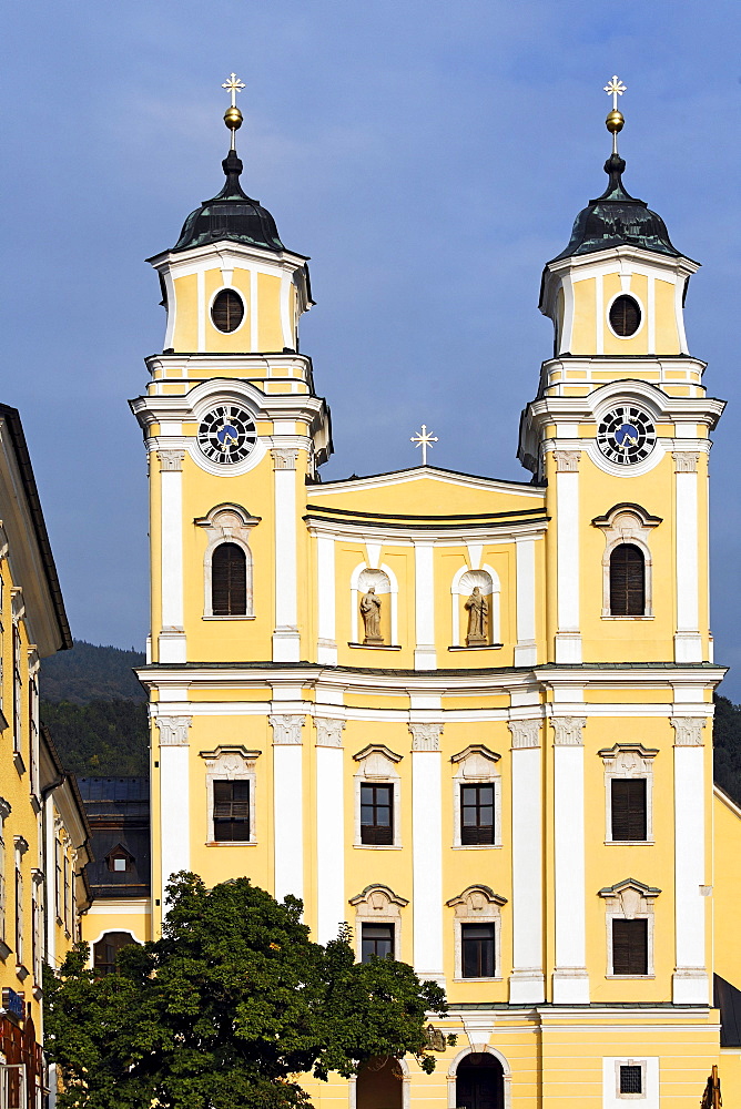 Former abbey church of St. Michael, Basilica minor, Salzkammergut region, Upper Austria, Austria, Europe