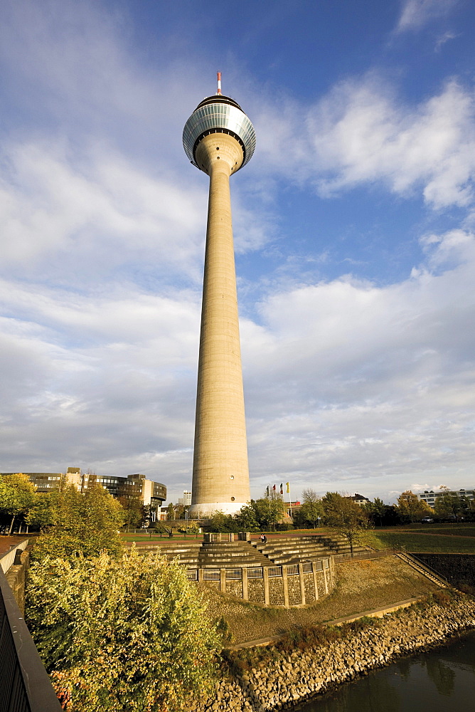 Rhine Tower, Medienhafen district, Duesseldorf, Rhine, North Rhine-Westphalia, Germany, Europe