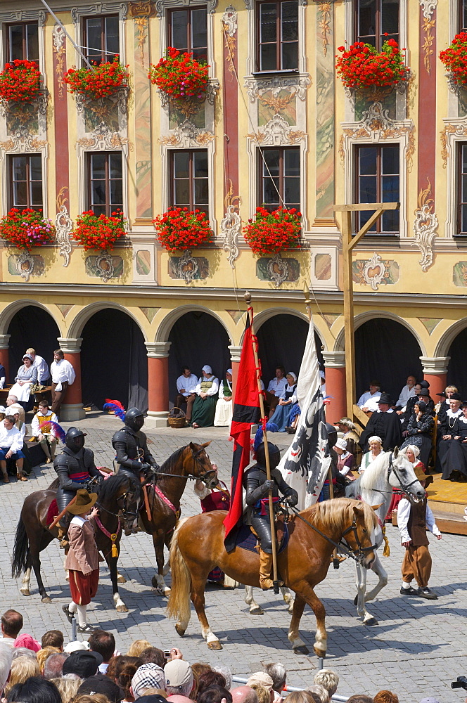 Wallenstein's 1630 procession in front of the Tax House building on the market square in Memmingen, Allgaeu, Bavaria, Germany, Europe