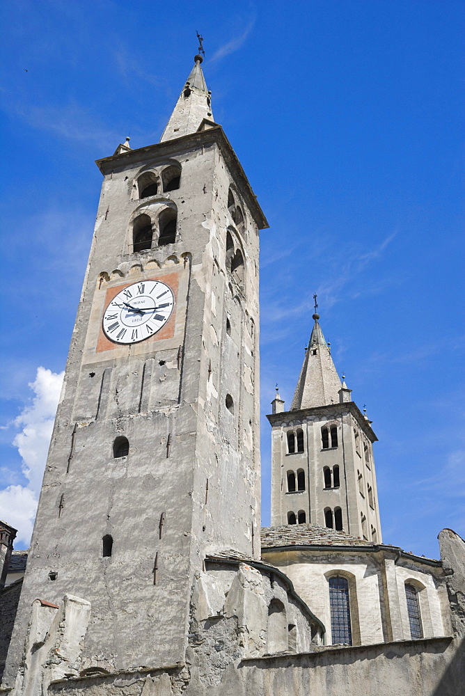 Aosta Cathedral, La Cattedrale di Aosta, Piazza Giovanni XXIII, Aosta, Aosta Valley, Valle d'Aosta, Italy, Europe