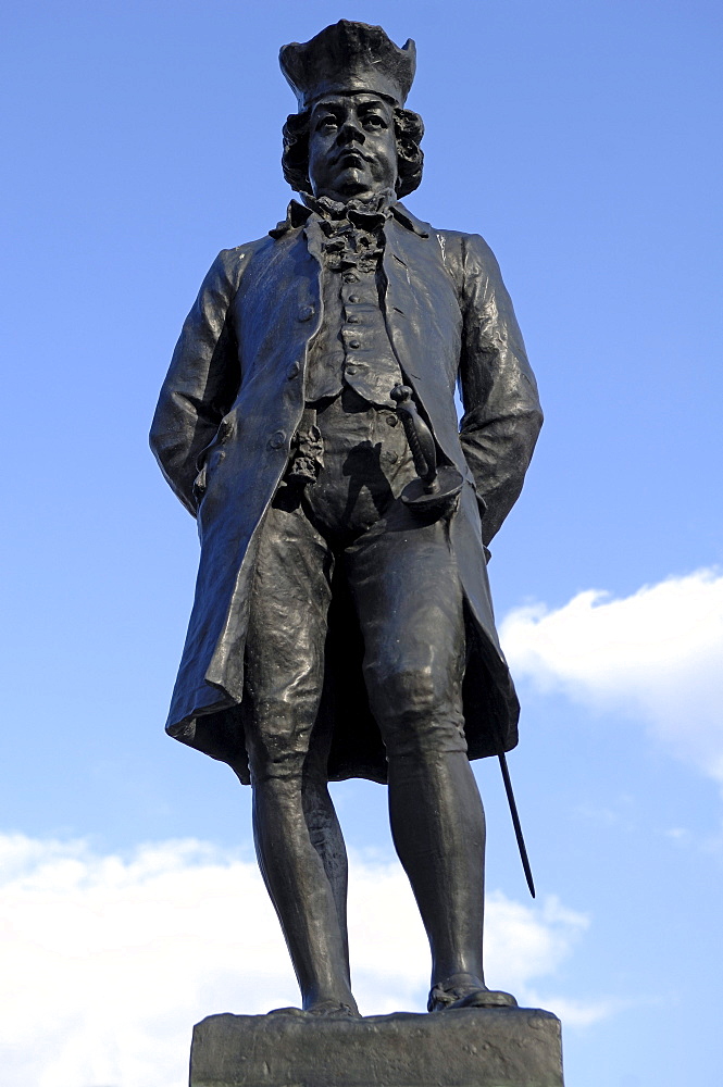 Monument to James Boswel, Scottish poet, 1740 - 1795, Market Street, Lichfield, Staffordshire, England, UK, Europe