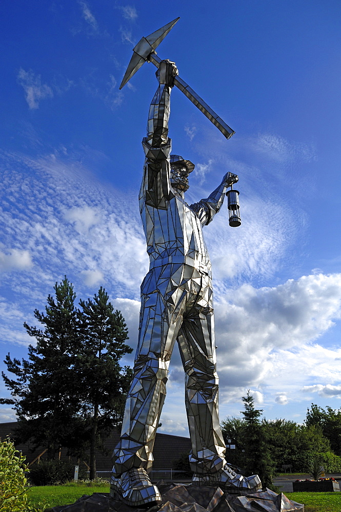 Statue, "The Minor Brownhills", 12 m high, artist John McKenna, Chester Road, Brownhills, Staffordshire, England, United Kingdom, Europe