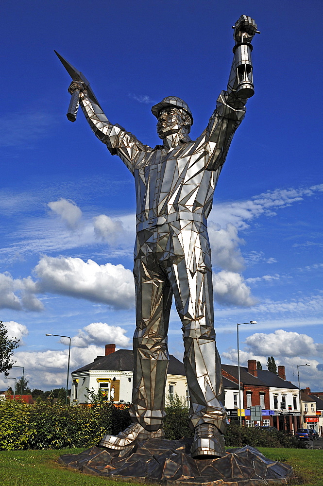 Statue, "The Minor Brownhills", 12 m high, artist John McKenna, Chester Road, Brownhills, Staffordshire, England, United Kingdom, Europe