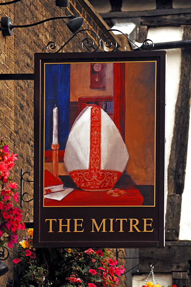 Pub sign "The Miter", 17 Bridge Street, Cambridge, Cambridgeshire, England, United Kingdom, Europe