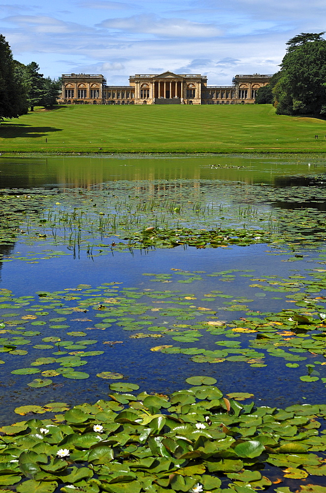 Stowe Landscape Gardens, front, Octagon Lake, rear, Stowe School, the school since 1923, architecture from 1770, Classicism, Stowe, Buckingham, Buckinghamshire, England, United Kingdom, Europe