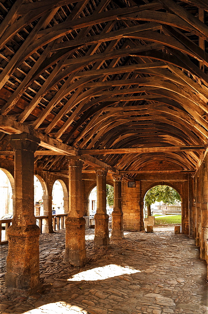 The Old Market Hall with a wooden roof, 1627, High Street, Chipping Campden, Gloucestershire, England, United Kingdom, Europe