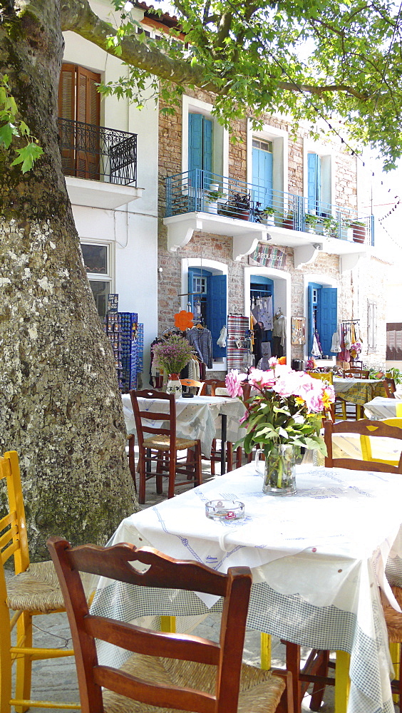 Local tavern in the small mountain village of Manolates on the Greek island of Samos in the Eastern Aegean Sea, Greece, Europe