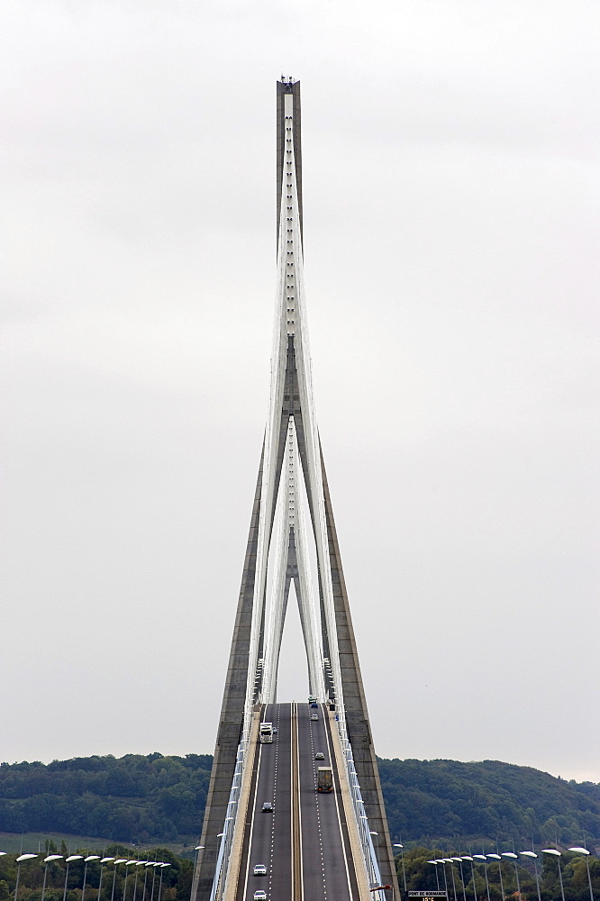 Pont du Normandie, bridge at the mouth of the Seine River near Le Havre, architect Michel Virlogeux, cable-stayed bridge with the largest span in Europe of 856 m, France, Europe