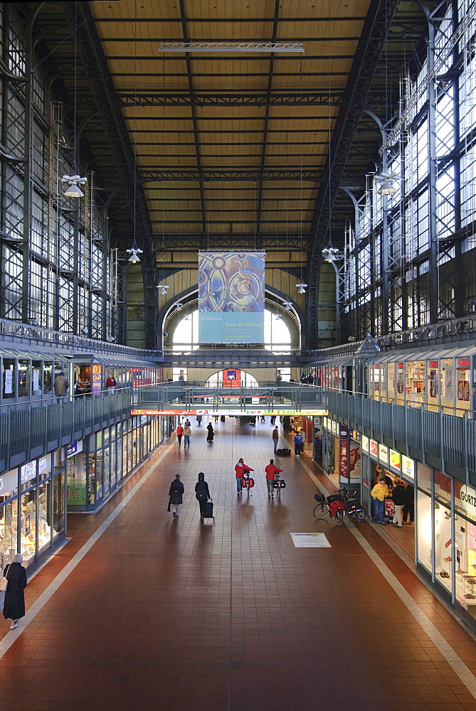 Hall of the central station of Hamburg, Germany, Europe