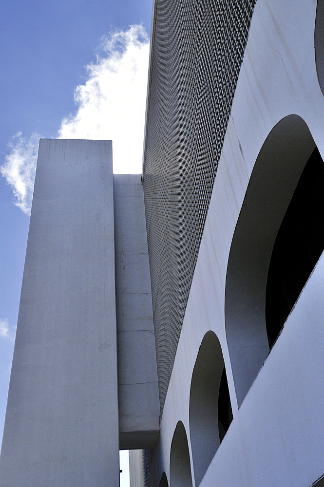 Biblioteca Nacional Leonel de Moura Brizola National Library, architect Oscar Niemeyer, Brasilia, Distrito Federal state, Brazil, South America