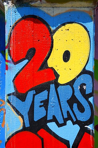 20 Years, graffiti